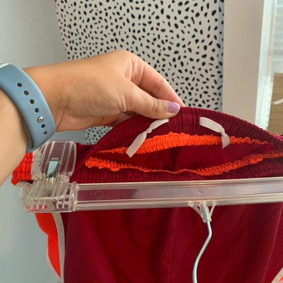 Nike running shorts - Picture 4 of 4